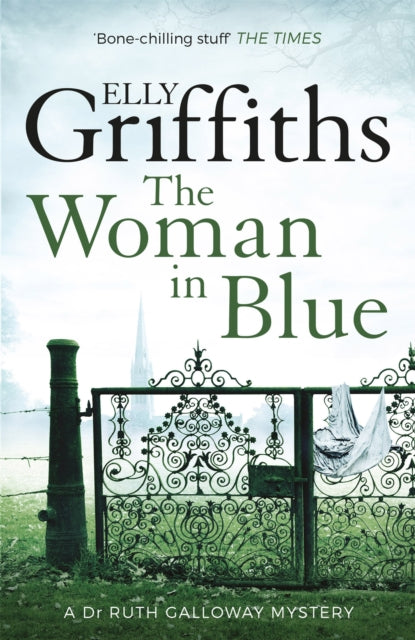 The Woman In Blue : The Dr Ruth Galloway Mysteries 8-9781848663374
