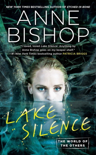 Lake Silence : The World of Others-9780399587269